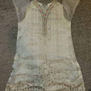 Off-white pakistani embroidered kurti